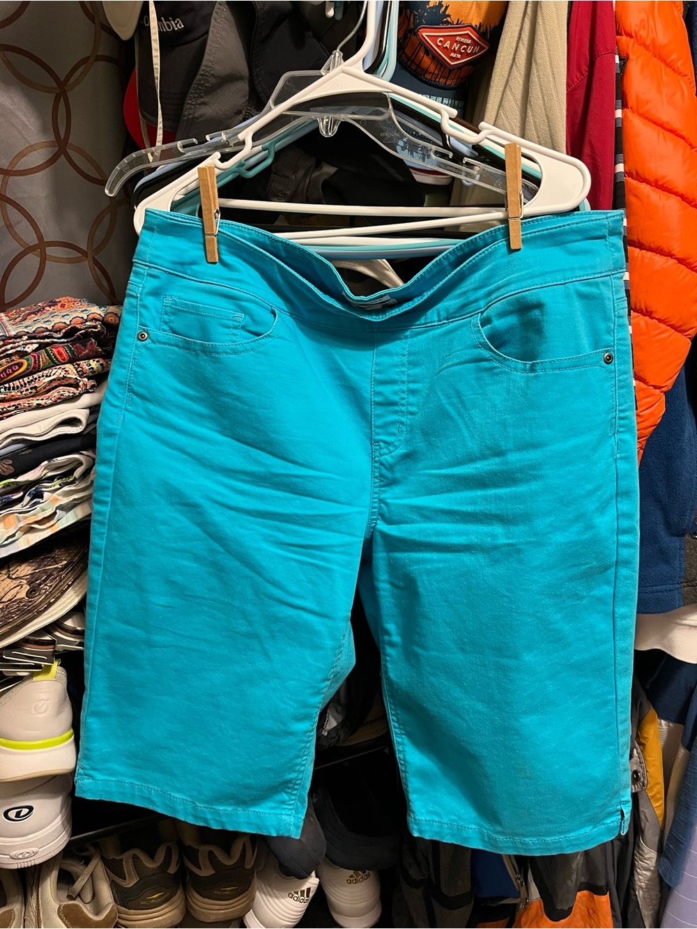 Westbound Bright Turquoise Women's Bermuda Shorts